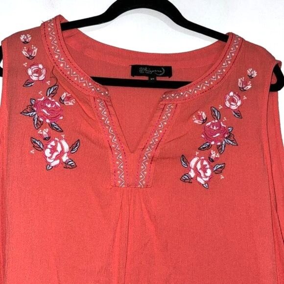 Whispers New York Coral Sleeveless Top With Floral Embroidery & Keyhole Neckline - Picture 2 of 7